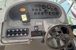 31ft Carver Yacht For Sale