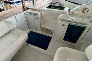 31ft Carver Yacht For Sale