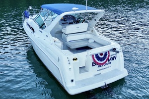 31ft Carver Yacht For Sale