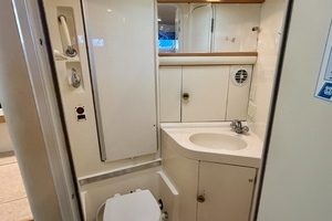31ft Carver Yacht For Sale