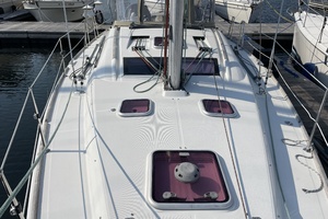 YES DEAR 40ft Beneteau Yacht For Sale