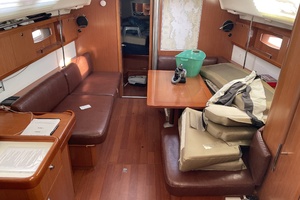YES DEAR 40ft Beneteau Yacht For Sale