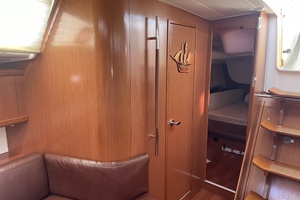 YES DEAR 40ft Beneteau Yacht For Sale