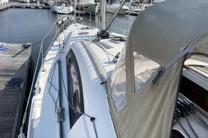 YES DEAR 40ft Beneteau Yacht For Sale