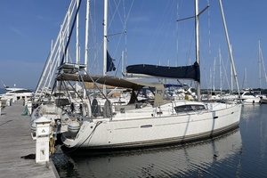 YES DEAR 40ft Beneteau Yacht For Sale