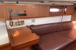 YES DEAR 40ft Beneteau Yacht For Sale