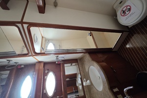 60FT (18.29M) OCEAN ALEXANDER
