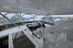 60FT (18.29M) OCEAN ALEXANDER