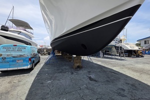 60FT (18.29M) OCEAN ALEXANDER