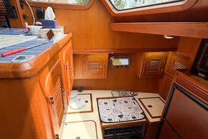 MANITOU 36ft Heritage East Yacht For Sale