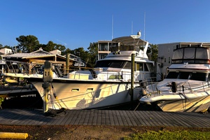 CURRENSEA 53ft Hatteras Yacht For Sale