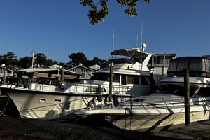 CURRENSEA 53ft Hatteras Yacht For Sale