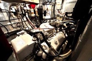 CURRENSEA 53ft Hatteras Yacht For Sale