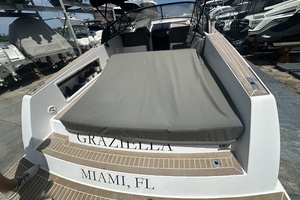 32ft VanDutch Yacht For Sale