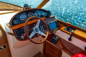 WHISKEY TANGO 29ft Hinckley Yacht For Sale