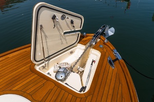 WHISKEY TANGO 29ft Hinckley Yacht For Sale