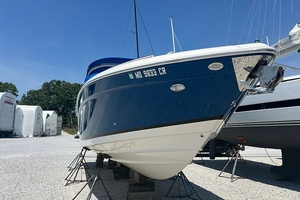 32' Regal 2016