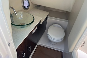 32ft Regal Yacht For Sale