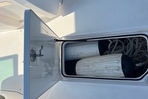 32ft Regal Yacht For Sale