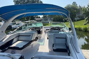 32ft Regal Yacht For Sale