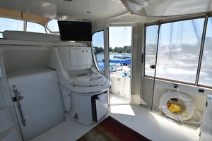 Chesapeake 46ft Carver Yacht For Sale