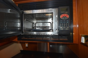 Chesapeake 46ft Carver Yacht For Sale