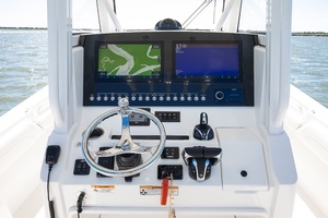 28ft Regulator Yacht For Sale