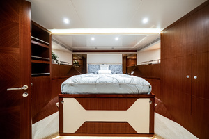90ft Ocean Alexander Yacht For Sale