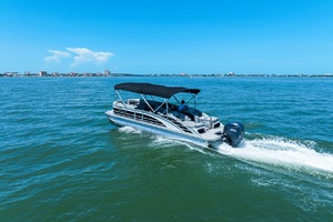 25ft Bennington Yacht For Sale