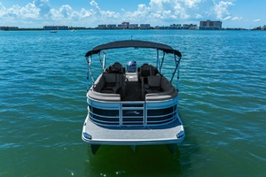 25ft Bennington Yacht For Sale