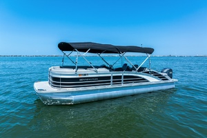 25ft Bennington Yacht For Sale