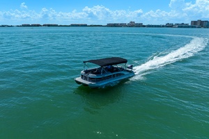 25ft Bennington Yacht For Sale