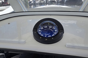 FREE FALLIN 28ft Regulator Yacht For Sale