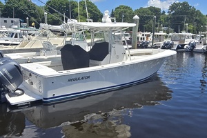 FREE FALLIN 28ft Regulator Yacht For Sale