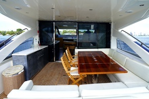 ROUND MIDNIGHT 2013 Princess V72 Yacht For Sale in MIAMI FL