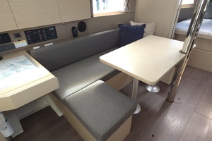 SUMMERPLACE 38ft Beneteau Yacht For Sale