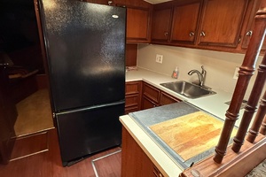 KNOCK ON WOOD 53ft Hatteras Yacht For Sale