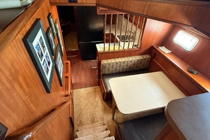 KNOCK ON WOOD 53ft Hatteras Yacht For Sale
