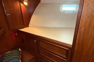 KNOCK ON WOOD 53ft Hatteras Yacht For Sale