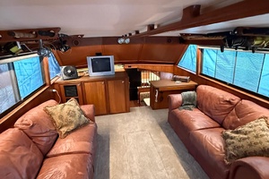 KNOCK ON WOOD 53ft Hatteras Yacht For Sale