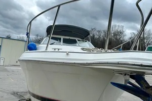 28ft Wellcraft Yacht For Sale