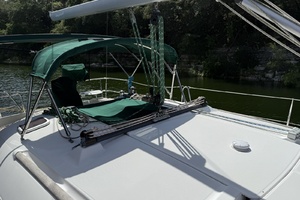 Lone Spar 36ft Beneteau Yacht For Sale