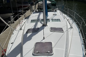 Lone Spar 36ft Beneteau Yacht For Sale