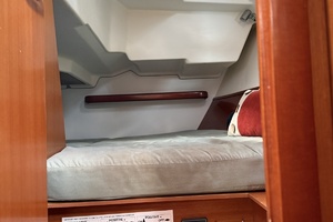 Lone Spar 36ft Beneteau Yacht For Sale