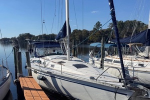 Skadi 37ft Hunter Yacht For Sale