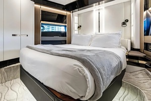 80FT (24.38M) AZIMUT