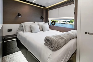 80FT (24.38M) AZIMUT