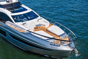 80FT (24.38M) AZIMUT Worth Avenue Yachts