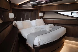 64FT (19.51M) GALEON