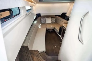 42FT (12.8M) BOSTON WHALER